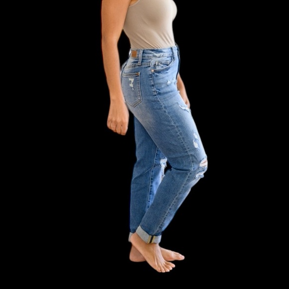 Judy Blue Distressed Boyfriend (cuffed) Jeans⭐️ NWOT - Picture 4 of 5